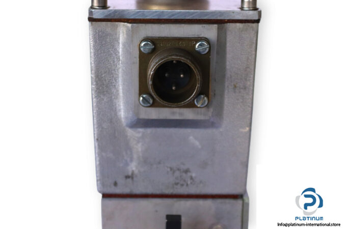 Sulzer-ST-10-4-control-valve-(used)-2