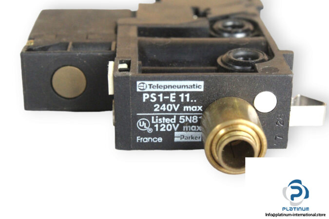 Telemecanique-PS1-E11-solenoid-valve-(used)-2