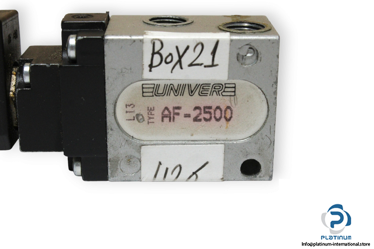 Univer-AF-2500-poppet-valve-24-v-(used)-1