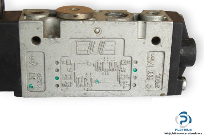 Univer-G-6140-solenoid-valve-(used)-2