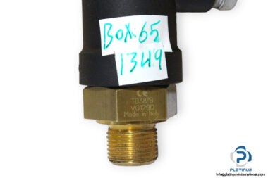 VO129D-pressure-switch-used-2