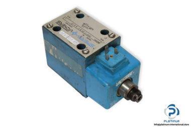 Vickers-DG4V-5-0A-M-U-C-6-20-solenoid-operated-directional-valve-(used)