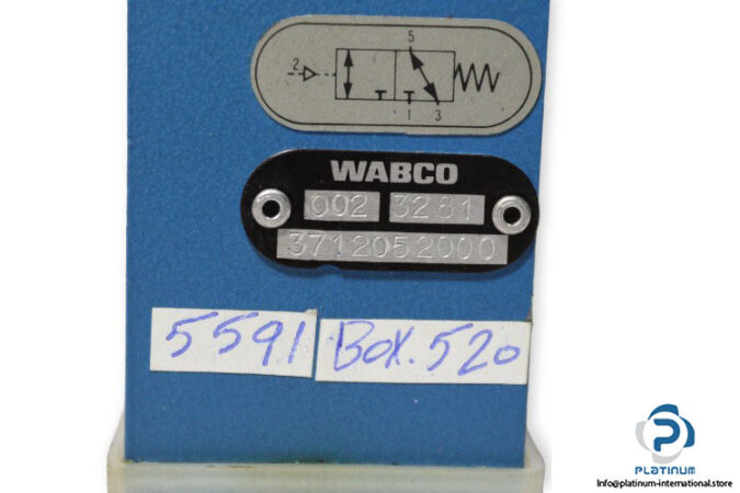 Wabco-3712052000-pneumatic-actuated-valve-(new)-1