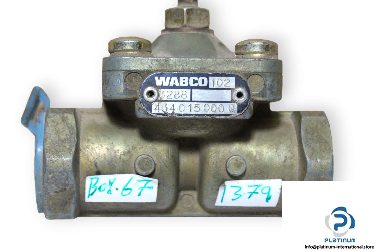 Wabco-4340150000-throttled-check-valve-(used)-1