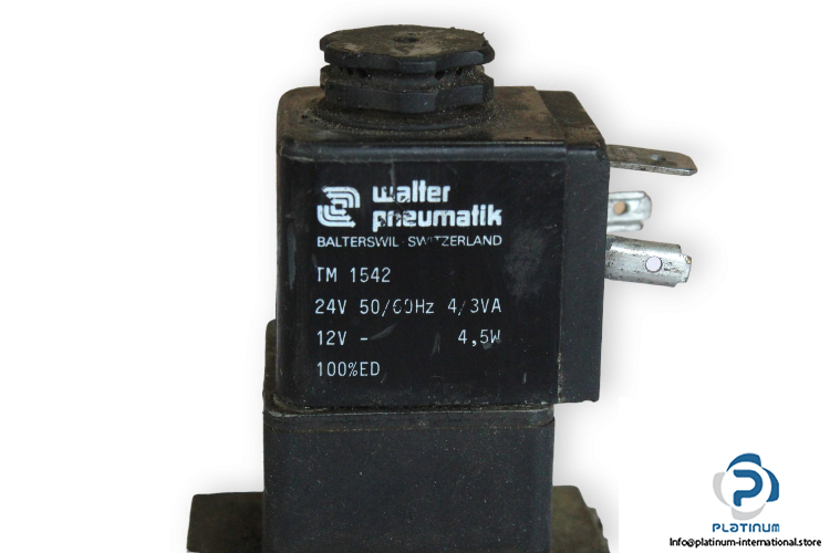 Walter-pneumatik-SE-9302-single-solenoid-valve-24-vac-(used)-1