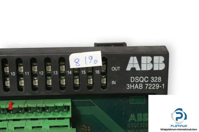 abb-DSQC-328-3HAB-7229-1-digital-i_o-unit-used-3