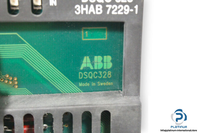 abb-DSQC-328-3HAB-7229-1-digital-i_o-unit-used-4