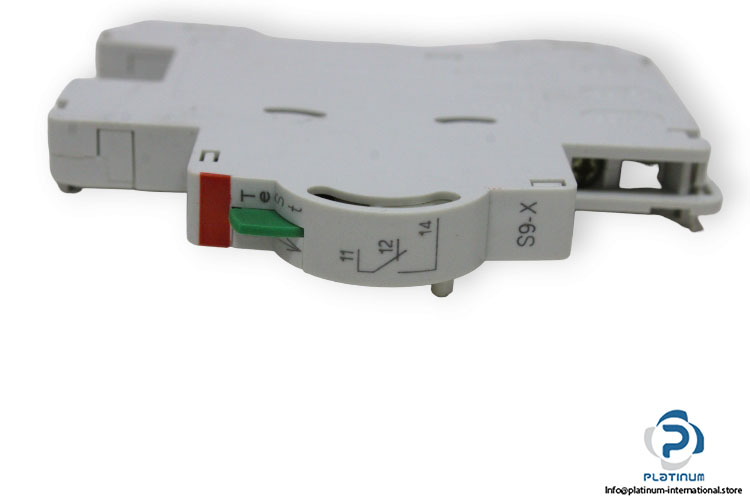 abb-S9-X-auxiliary-contact-block-(new)-1