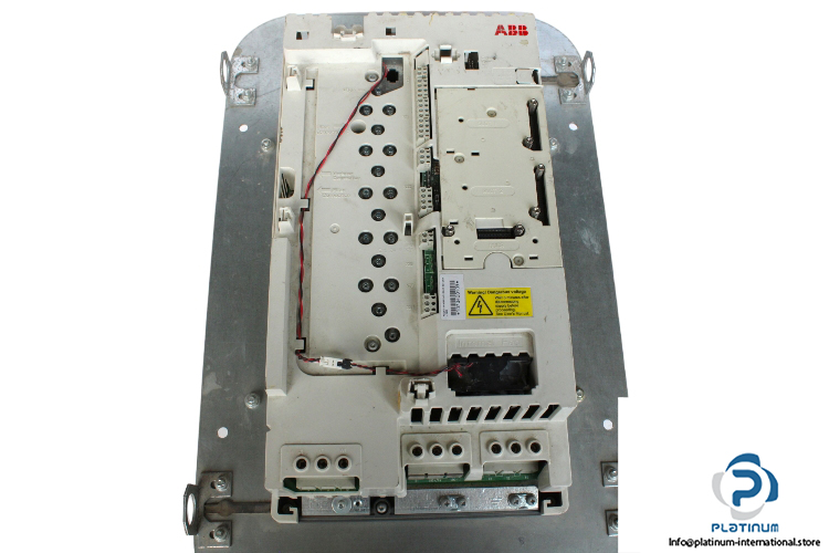 abb-acs800-04-0030-5c135d150e202j400-drive-module-1