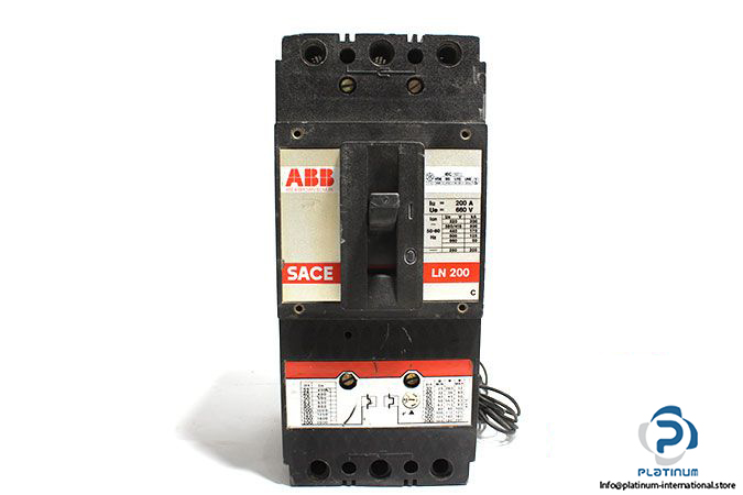 abb-ln-200-circuit-breaker-3-poles-1