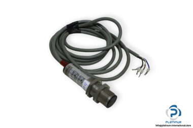aeco-FT18M-CP2-photoelectric-sensor-used