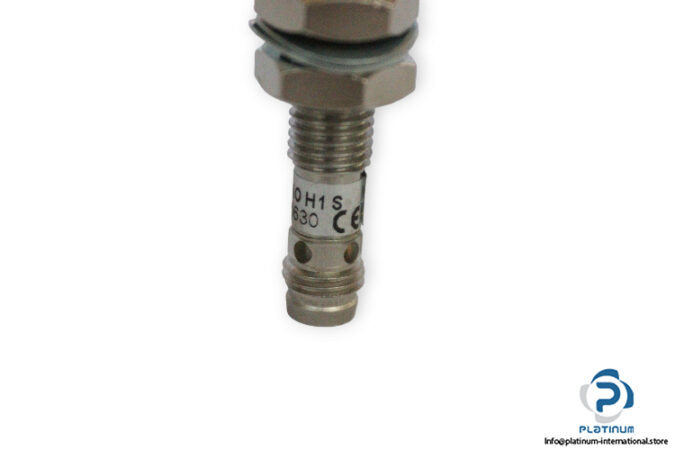 aeco-SI-8-C1-PNP-NO-H1S-inductive-proximity-sensor-used-4