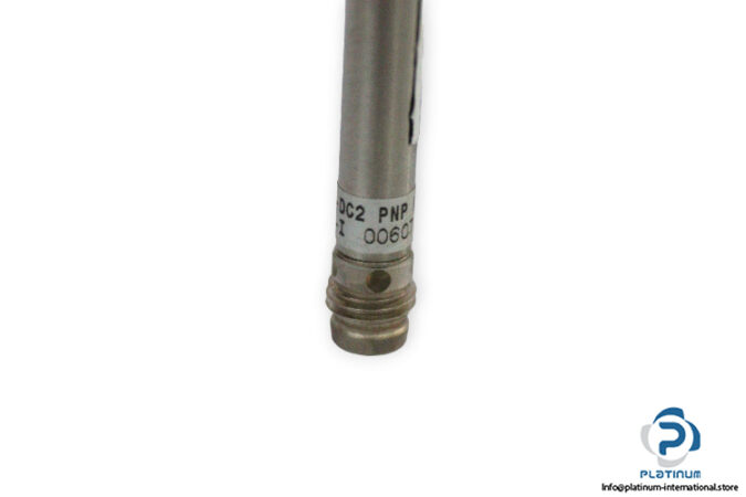 aeco-SI6.5.DC2-PNP-NO-H1-inductive-sensor-(used)-2