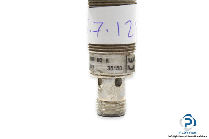 aeco-si18-c5-pnp-no-h-inductive-sensor-3