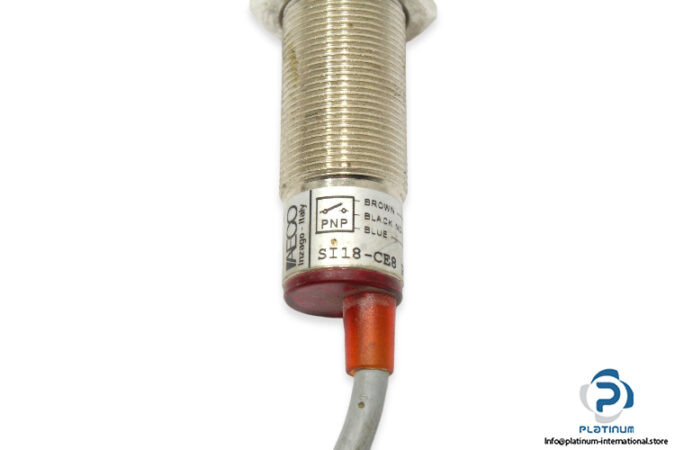 aeco-si18-ce8-pnp-no-inductive-sensor-2