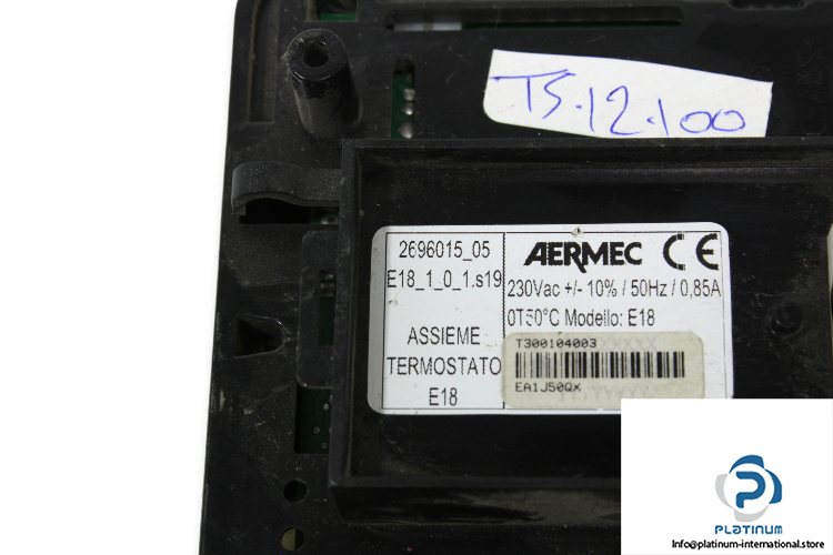aermec-e18-1-0-1-s19-thermostat-1