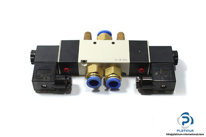 airtac-4v320-10-double-solenoid-valve-1