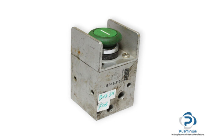 airtec-ST-18-310-push-button-valve-used