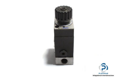 aron-qc32q54-5-threaded-flow-control-valve-1