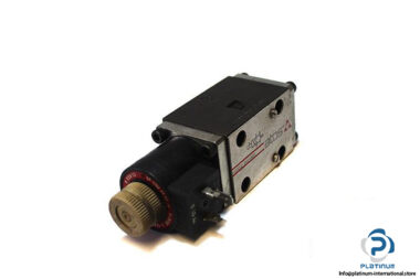 atos-900212-DHU-0611-solenoid-directional-valve-direct-operated