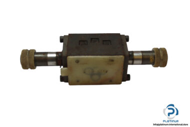 atos-dhi-0713_23-solenoid-directional-valve-direct-operated-without-coil-2