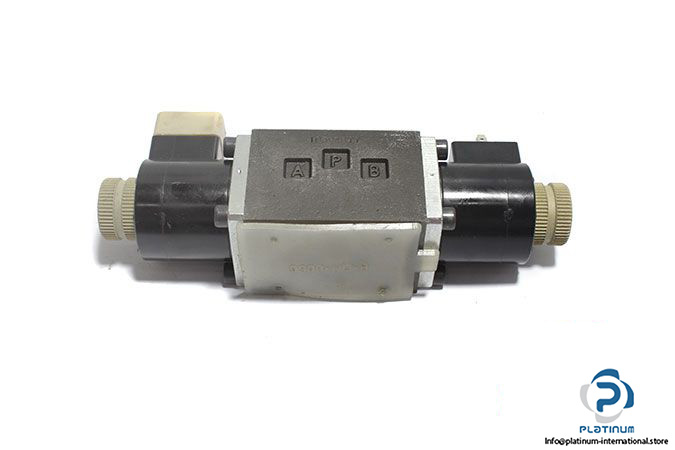 atos-dhi-0714_14-solenoid-operated-directional-valve-1