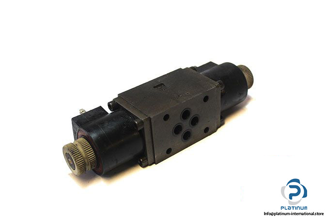atos-dhu-0713p-18-solenoid-directional-valve-direct-operated-3