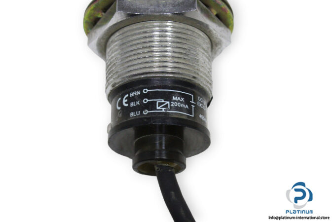 autonice-PR30-10DP-inductive-sensor-used-2