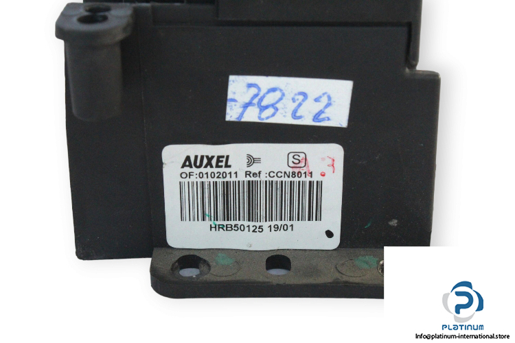 auxel-CCN8011-terminal-block-(used)-1