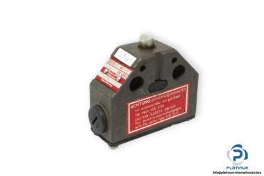 balluff- BNS-113-FD-60-183-mechanical-single-position-limit-switch-(used)