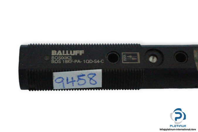 balluff-BOS-18KF-PA-1QD-S4-C-photoelectric-retro-reflective-sensor-new-3