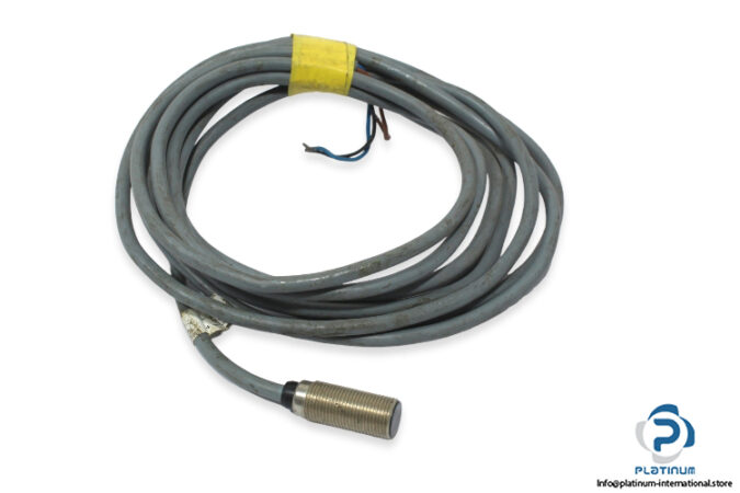 balluff-BES-516-325-E4-Y-03-inductive-sensor