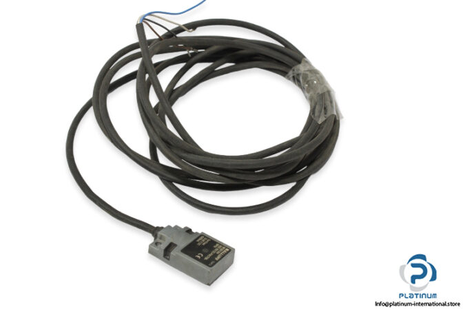 balluff-BES-R01ZC-PAC70B-BP03-inductive-sensor