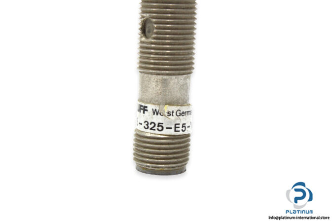 balluff-bes516-325-e5-y-s4-inductive-sensor-3