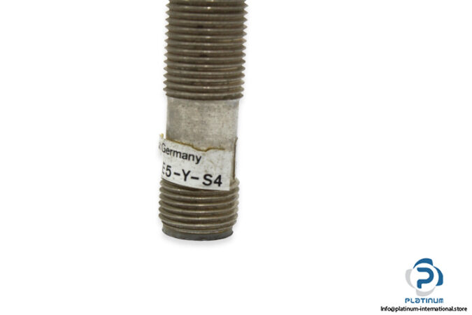 balluff-bes516-325-e5-y-s4-inductive-sensor-4