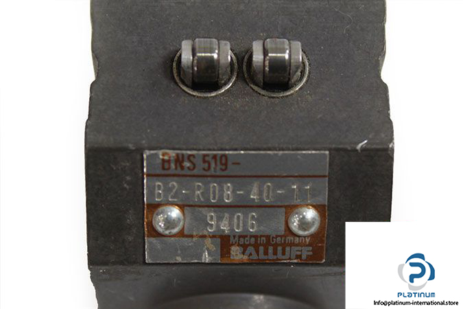 balluff-bns-519-b2-r08-40-11-position-switch-2