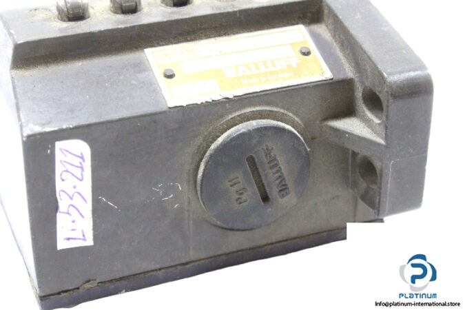 balluff-bns-519-b4-r10-46-11-position-switch-1