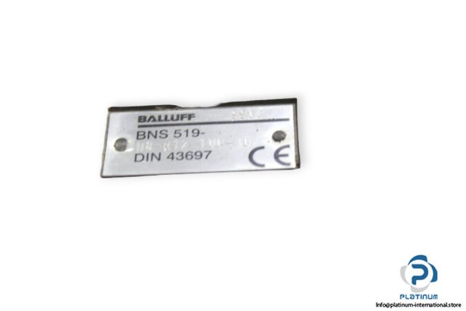 balluff-bns-519-d8-r12-100-10-limit-switch-1