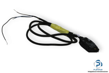 banner-FI22FP-inline-plastic-fiber-optic-sensor-(used)