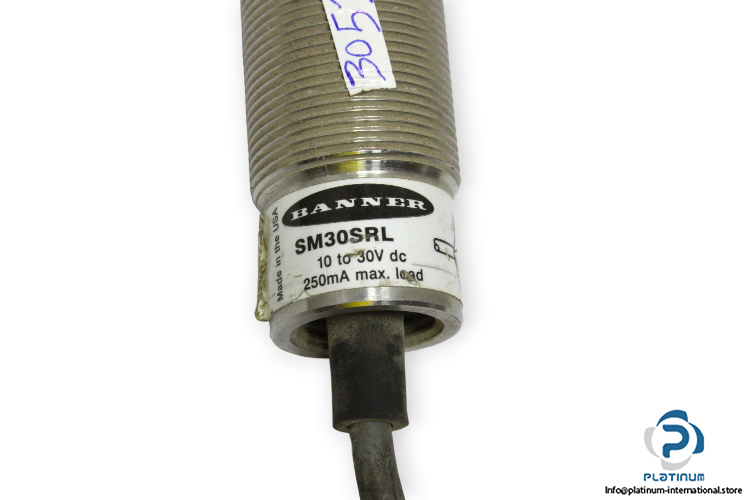 banner-SM30SRL-barrel-sensor-(used)-1