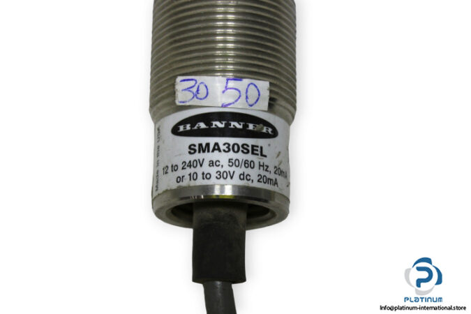 banner-SMA30SEL-barrel-sensor-(used)-1