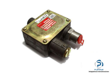 barksdale-9048-4-sealed-piston-pressure-switch