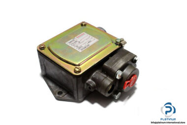 barksdale-P1H-H600-pressure-switch