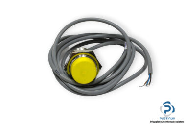 baumer-30U5201-inductive-sensor-(used)