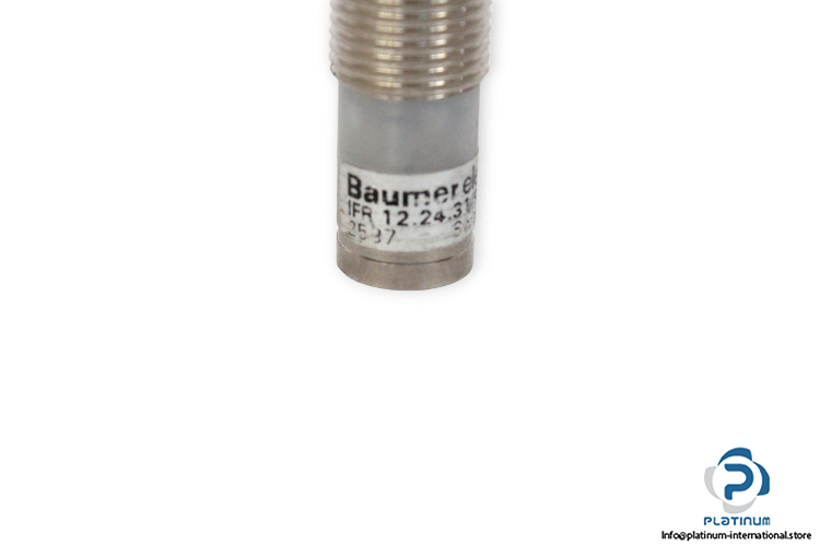 baumer-IFR-12-24-31_S12_L-inductive-proximity-switch-used-2