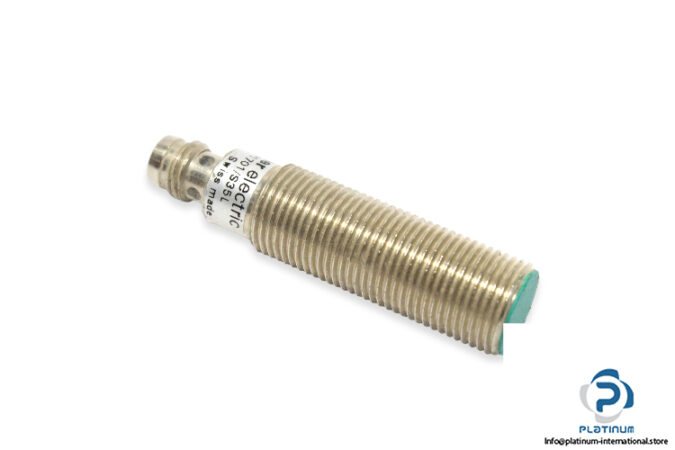 baumer-IFRM-12P1701_S35L-inductive-proximity-sensor