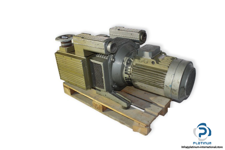 becker-DTLF-500-rotary-vane-vacuum-pump-(used)-1