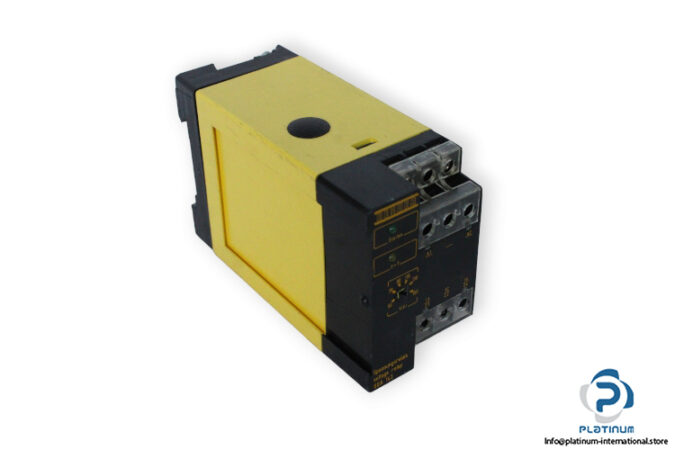 bender-SUA-143-voltage-relay-(used)