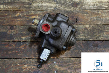 berarma-02-PVS1-20-F-L-R-M-variable-displacement-vane-pump