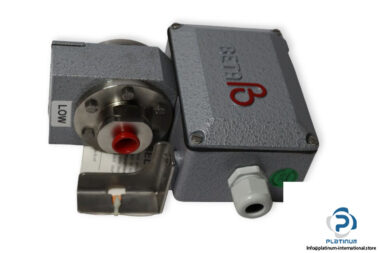 beta-C2-D404M-S1B-P1-K1-C-pressure-and-temperature-switch-(new)-1